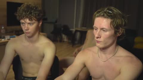 OLIVERpvt is open online show from 01.15.25