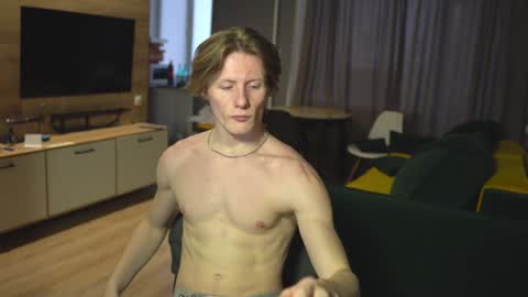 OLIVERpvt is open online show from 01.19.25