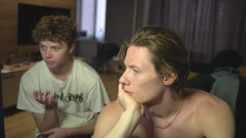 OLIVERpvt is open online show from 01.25.25