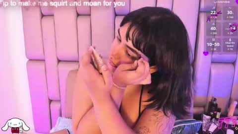 Snapshot of _sowy_venus_ chatting on 03.18.26 V E N U S online show from 03.18.26