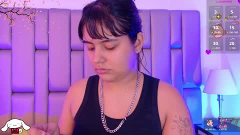 Snapshot of _sowy_venus_ chatting on 04.01.26 V E N U S online show from 04.01.26