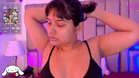 Snapshot of _sowy_venus_ chatting on 04.06.26 V E N U S online show from 04.06.26