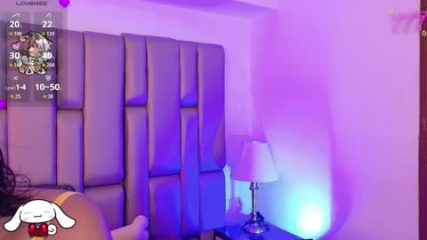 Snapshot of _sowy_venus_ chatting on 04.07.26 V E N U S online show from 04.07.26