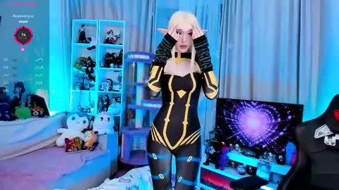 Snapshot of _sparkland_ chatting on 05.10.26 Emy and MilkyCute today MY TG CHANNEL online show from 05.10.26