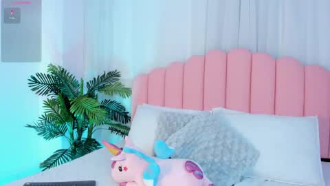 Steff online show from 12.18.25