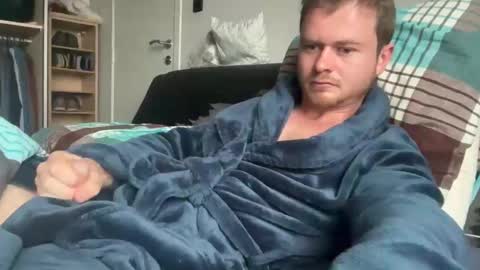 Snapshot of _stevie___ chatting on 10.04.25 _stevie___ online show from 10.04.25