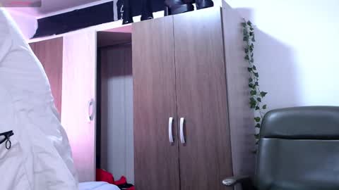 _svetlana_buenachica_ online show from 09.19.25