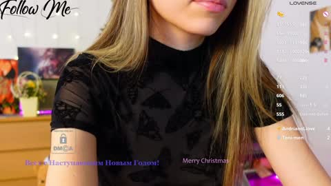 Snapshot of _sweetcams_ chatting on 12.27.24 Dasha  online show from 12.27.24