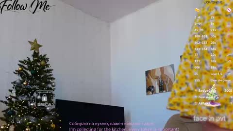 Snapshot of _sweetcams_ chatting on 02.23.25 Dasha  online show from 02.23.25