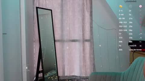 Snapshot of _sweetcams_ chatting on 10.03.25 Dasha  online show from 10.03.25