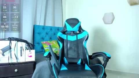 Snapshot of _taylor_black chatting on 09.16.25 Taylor online show from 09.16.25