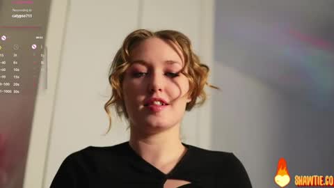 Snapshot of _taylor_swift chatting on 05.18.26 Taylor online show from 05.18.26