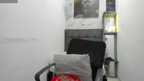 tinny online show from 01.15.26