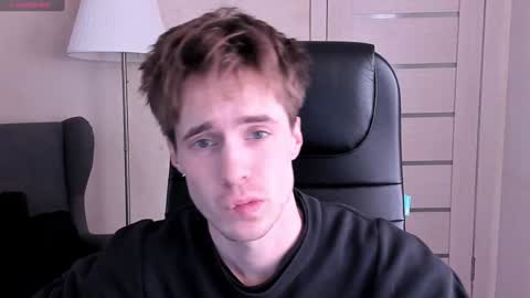 Snapshot of _tokyo_ghoul chatting on 01.08.25 _tokyo_ghoul online show from 01.08.25