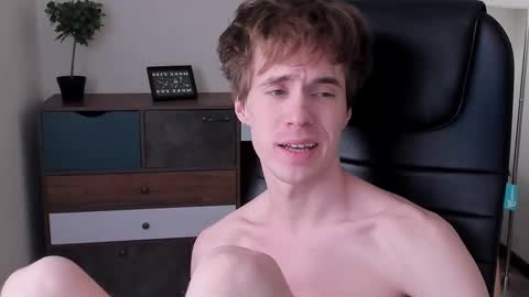 Snapshot of _tokyo_ghoul chatting on 02.22.25 _tokyo_ghoul online show from 02.22.25