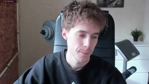 Snapshot of _tokyo_ghoul chatting on 03.07.25 _tokyo_ghoul online show from 03.07.25