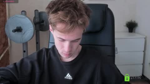 Snapshot of _tokyo_ghoul chatting on 09.13.25 _tokyo_ghoul online show from 09.13.25