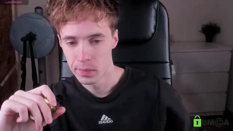 Snapshot of _tokyo_ghoul chatting on 09.20.25 _tokyo_ghoul online show from 09.20.25