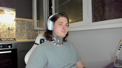 Snapshot of _torfin_ chatting on 12.05.24 _torfin_ online show from 12.05.24