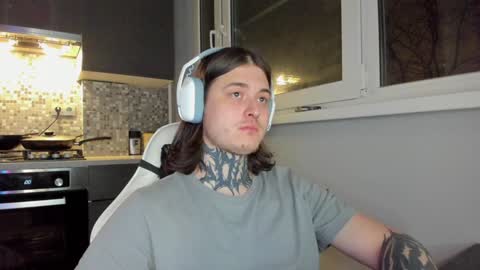 Snapshot of _torfin_ chatting on 12.08.24 _torfin_ online show from 12.08.24