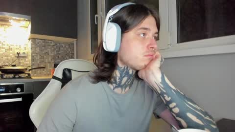 Snapshot of _torfin_ chatting on 12.09.24 _torfin_ online show from 12.09.24