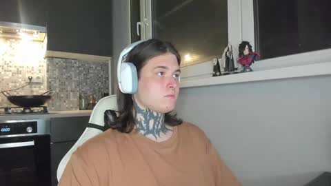 Snapshot of _torfin_ chatting on 02.16.25 _torfin_ online show from 02.16.25