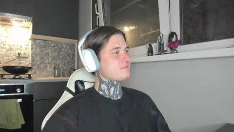 Snapshot of _torfin_ chatting on 02.24.25 _torfin_ online show from 02.24.25