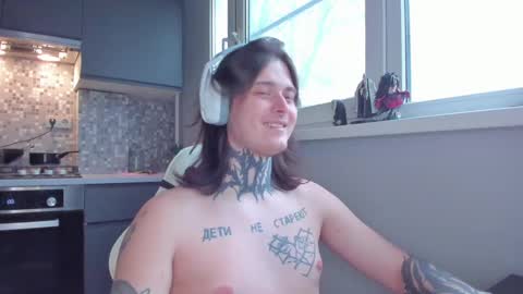 Snapshot of _torfin_ chatting on 03.06.25 _torfin_ online show from 03.06.25