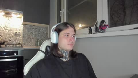 Snapshot of _torfin_ chatting on 03.12.25 _torfin_ online show from 03.12.25