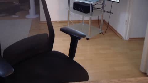 Snapshot of _trythis_ chatting on 12.05.24 _trythis_ online show from 12.05.24