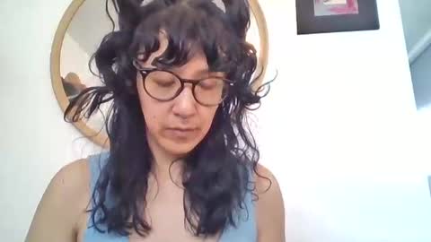 Snapshot of _tutti_frutti_ chatting on 02.15.26 _tutti_frutti_ online show from 02.15.26