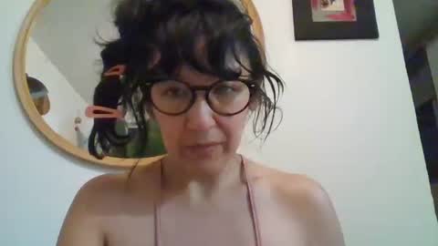 Snapshot of _tutti_frutti_ chatting on 02.20.26 _tutti_frutti_ online show from 02.20.26