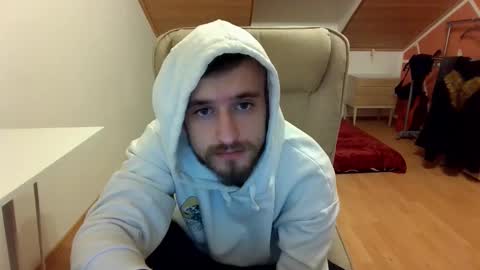 Snapshot of _v_l_a_d_ chatting on 02.02.25 Vlad online show from 02.02.25