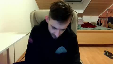 Snapshot of _v_l_a_d_ chatting on 02.13.25 Vlad online show from 02.13.25