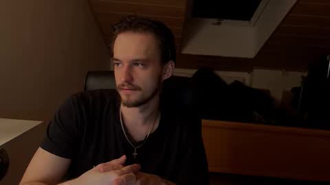 Snapshot of _v_l_a_d_ chatting on 03.03.26 Vlad online show from 03.03.26