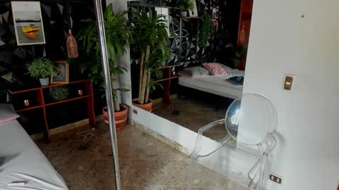 _valentina_69 online show from 10.14.25