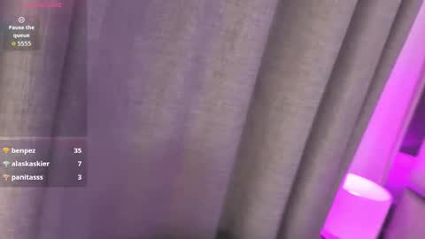 _valeria_saenz_ online show from 01.14.26