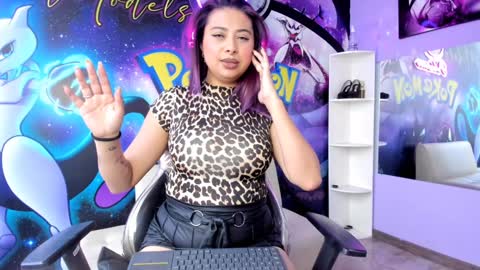 _valeryboobs_ online show from 01.17.25