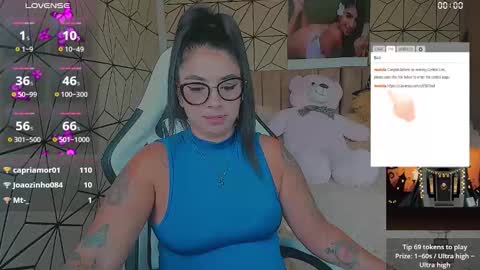 Snapshot of _vane_lopez chatting on 10.21.25 vane online show from 10.21.25