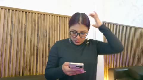 Snapshot of _veronicadeleon_ chatting on 09.17.25 Veronica online show from 09.17.25