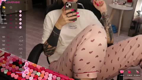 Alis online show from 11.12.25