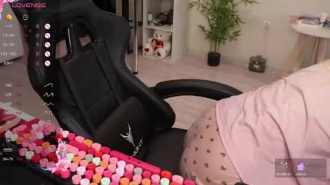 Alis online show from 11.26.25