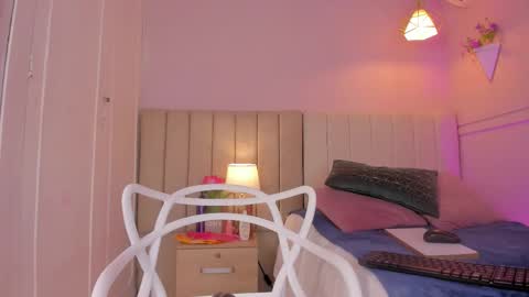 _wendy_x online show from 10.08.25