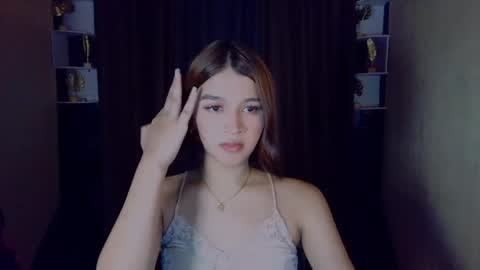 _xxlilly online show from 05.06.26