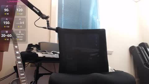 Snapshot of _xxrockstarloverxx_ chatting on 10.23.25 _xxrockstarloverxx_ online show from 10.23.25