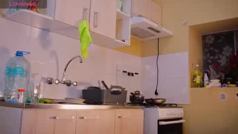 Macca and Ana online show from 12.30.24