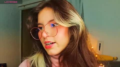 Snapshot of _yourcherrybomb chatting on 02.25.25 _yourcherrybomb online show from 02.25.25