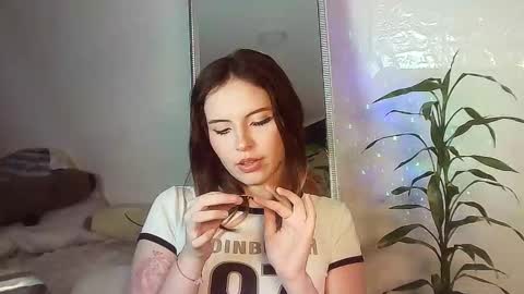 Snapshot of _yourcherrybomb chatting on 11.17.25 _yourcherrybomb online show from 11.17.25