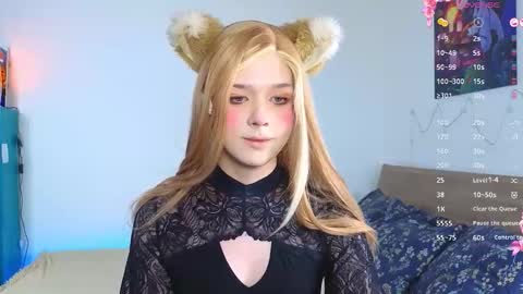 Snapshot of _yourfoxy_ chatting on 09.19.25 LITTLE FOX online show from 09.19.25