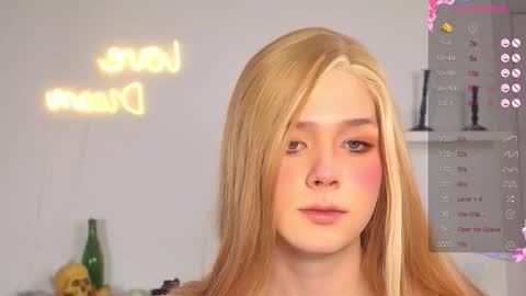 Snapshot of _yourfoxy_ chatting on 10.16.25 LITTLE FOX online show from 10.16.25